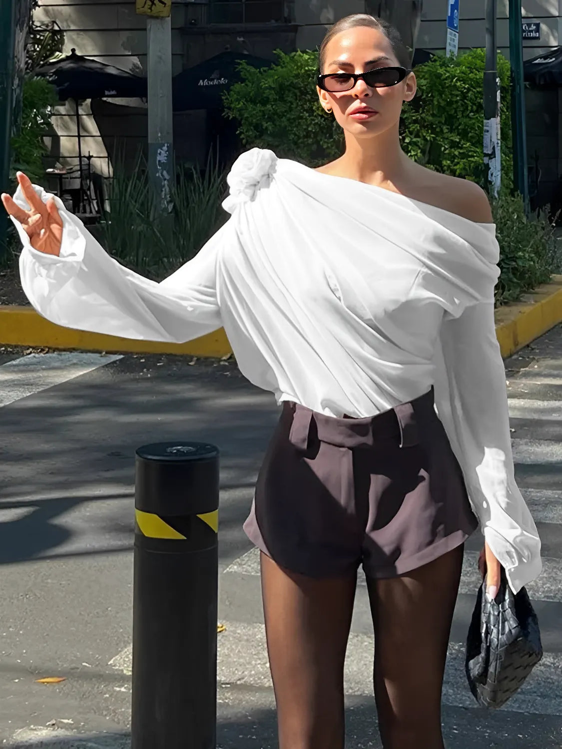 Blusa Feminina Manga Longa com Flor em Chiffon Modern Ella