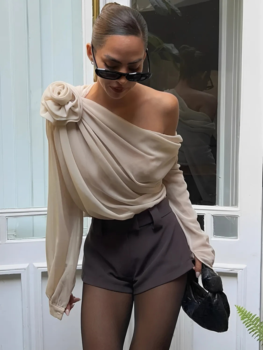 Blusa Feminina Manga Longa com Flor em Chiffon Modern Ella