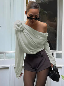 Blusa Feminina Manga Longa com Flor em Chiffon Modern Ella